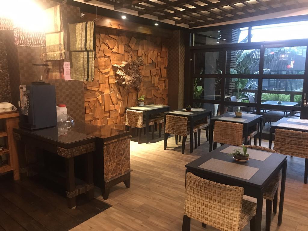 Most Natural Hotel Цзяосі Екстер'єр фото