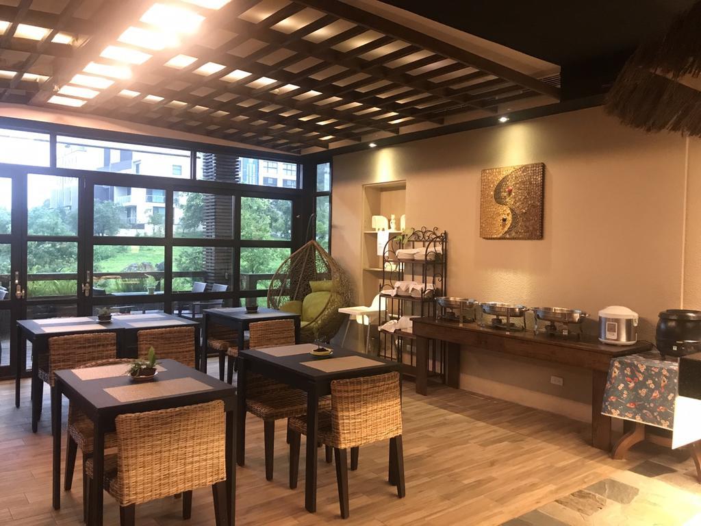 Most Natural Hotel Цзяосі Екстер'єр фото