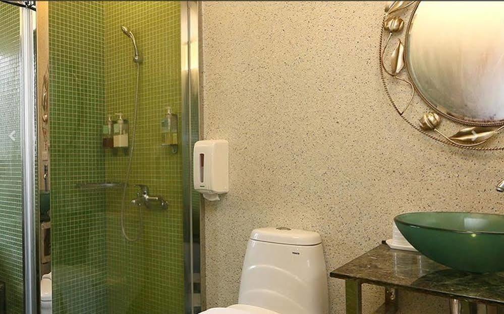 Most Natural Hotel Цзяосі Екстер'єр фото