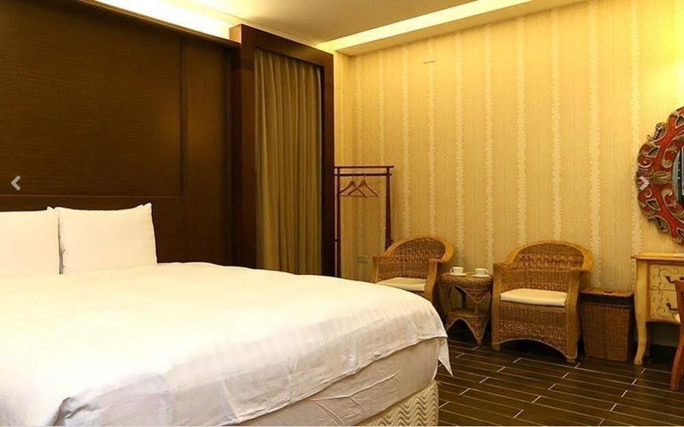 Most Natural Hotel Цзяосі Екстер'єр фото